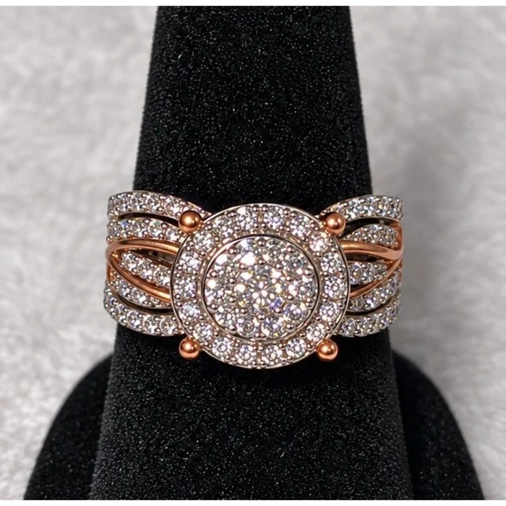 Women’s Size 9 Rose Gold Tone CZ Statement Ring Round Halo Sparkle Ring